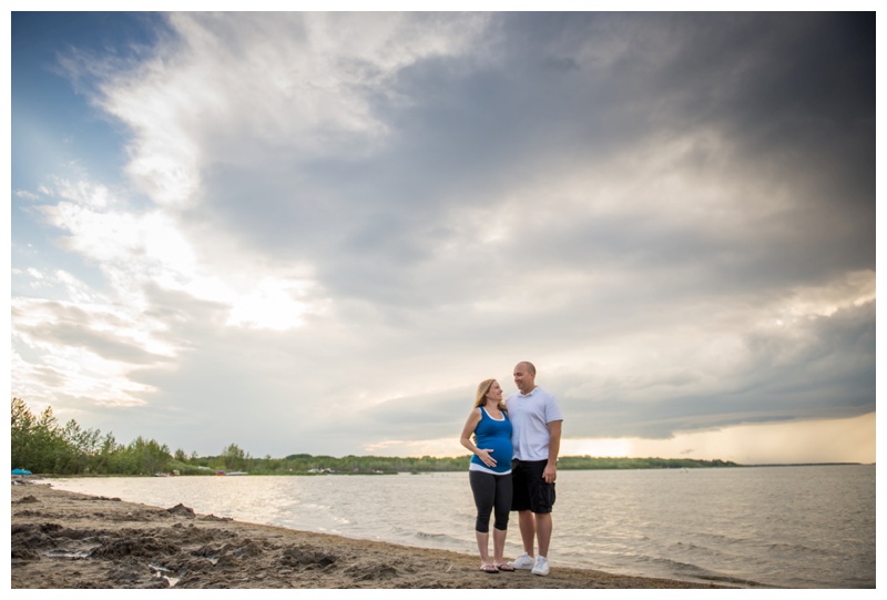 Gull Lake Maternity Photos