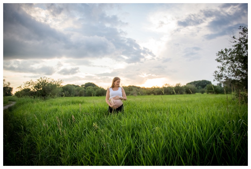 Calgary Maternity Photographer 