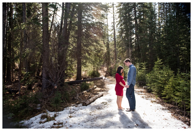 Bragg Creek Maternity Photos