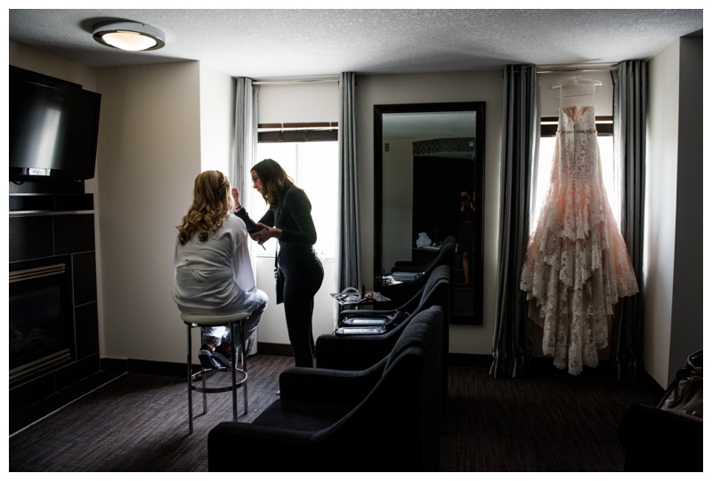 Bride Getting Ready Photography