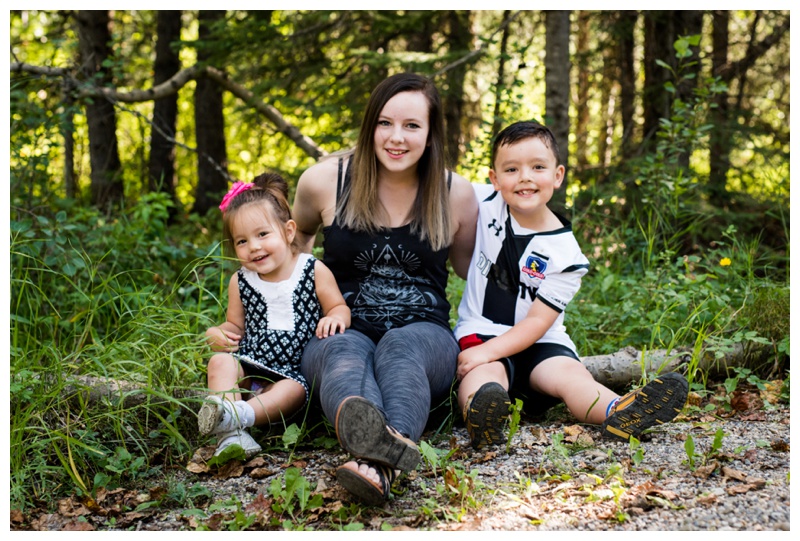 Calgary Fish creek Park Family Photography