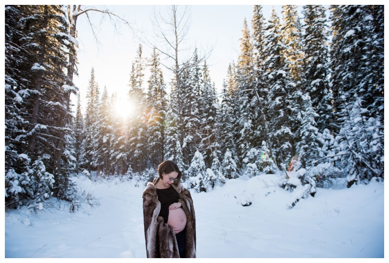 Maternity Photographer Calgary