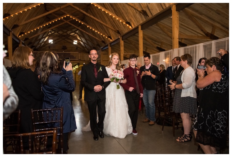 Willow Lane Barn Wedding Photos