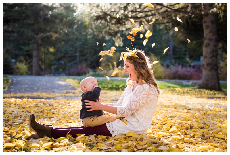 Bowness Park Fall Family Session