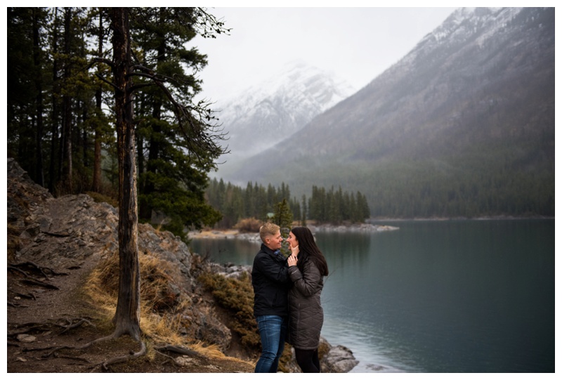 Lake Minniwanka Engagement Session Banff