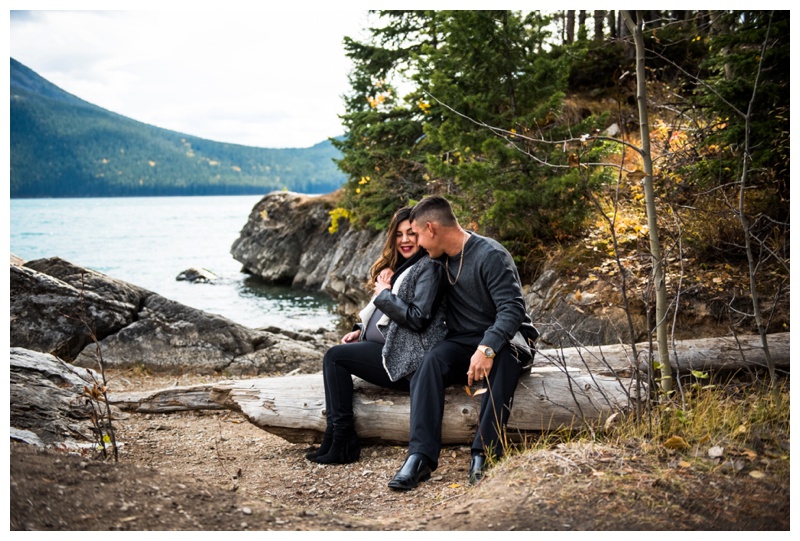 Maternity Photography Banff - Lake Minniwanka