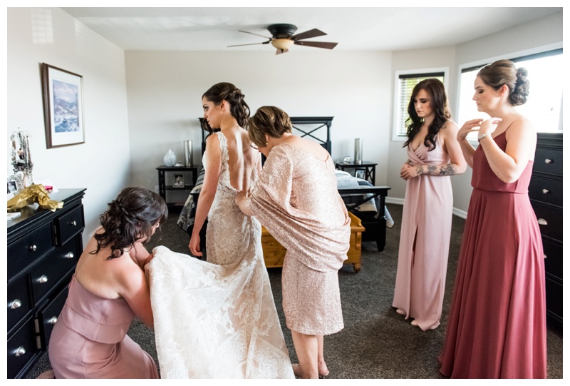 Calgary Wedding Photos - Bridal Prep