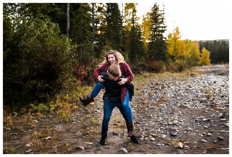 Autumn Engagement Photographer Calgary