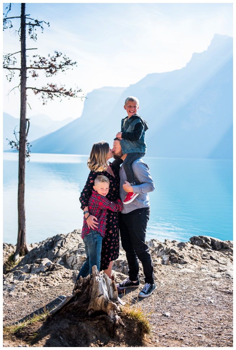 Banff Family Photos - Lake Minniwanka