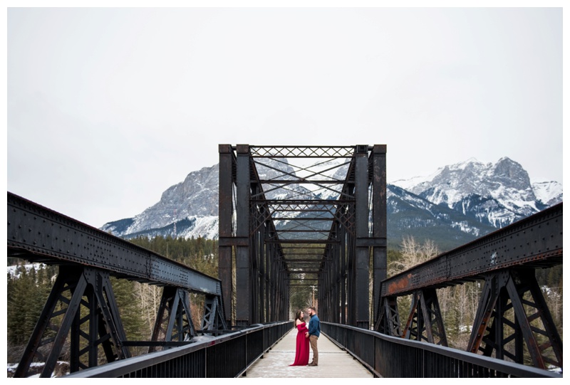 Canmore Winter Maternity Photos