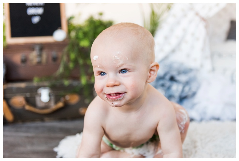 Calgary 1st Birthday Cake Smash Photographer