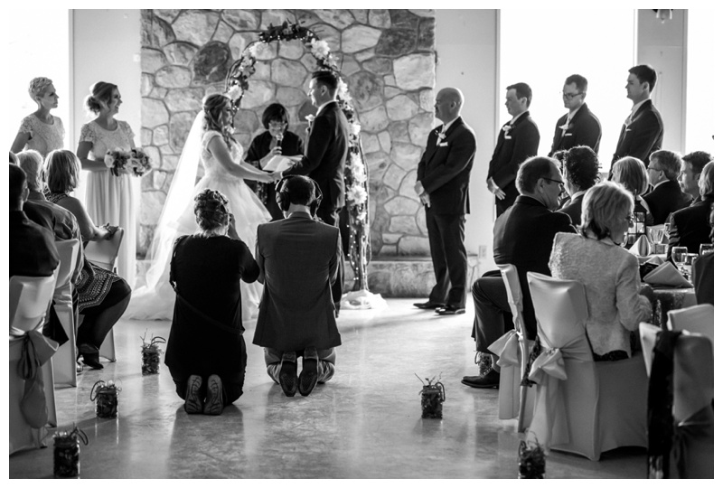 Can Photographers & Videographers Get Along On A Wedding Day