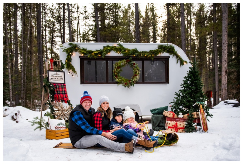 Calgary Christmas Mini Session Photographer