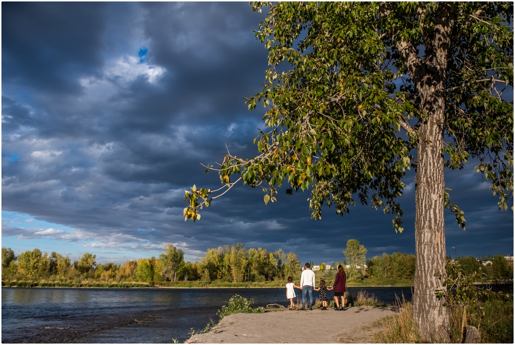 Calgary Alberta Fishcreek Park Fall Family Photographer