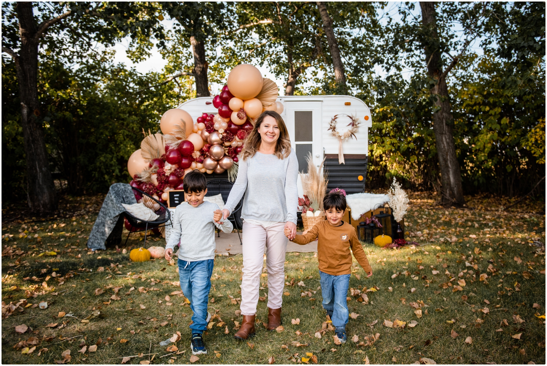 Autumn Happy Camper Photo Session Calgary - Fall Mini Session Photographer