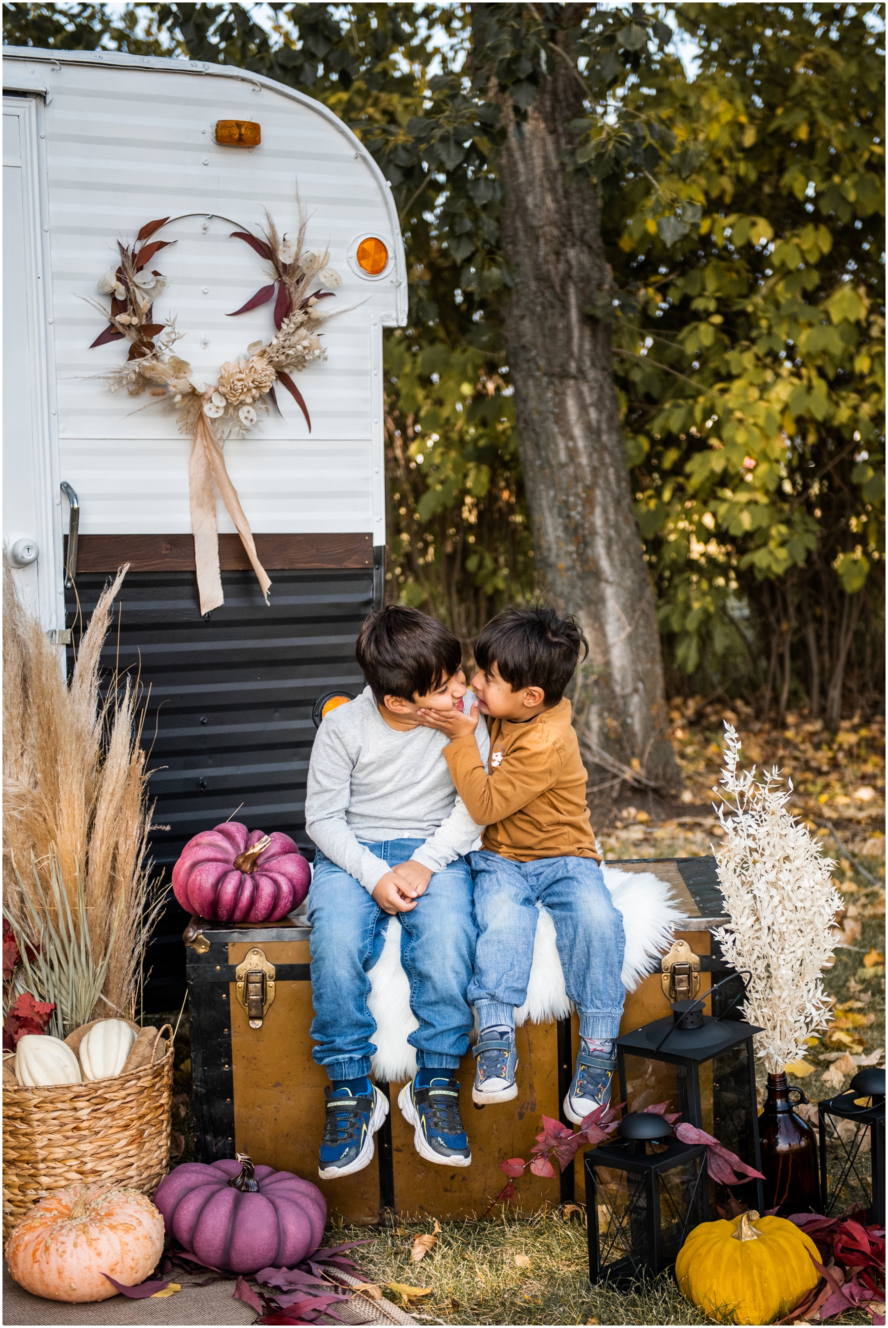 Autumn Happy Camper Photo Session Calgary - Fall Mini Session Photographers