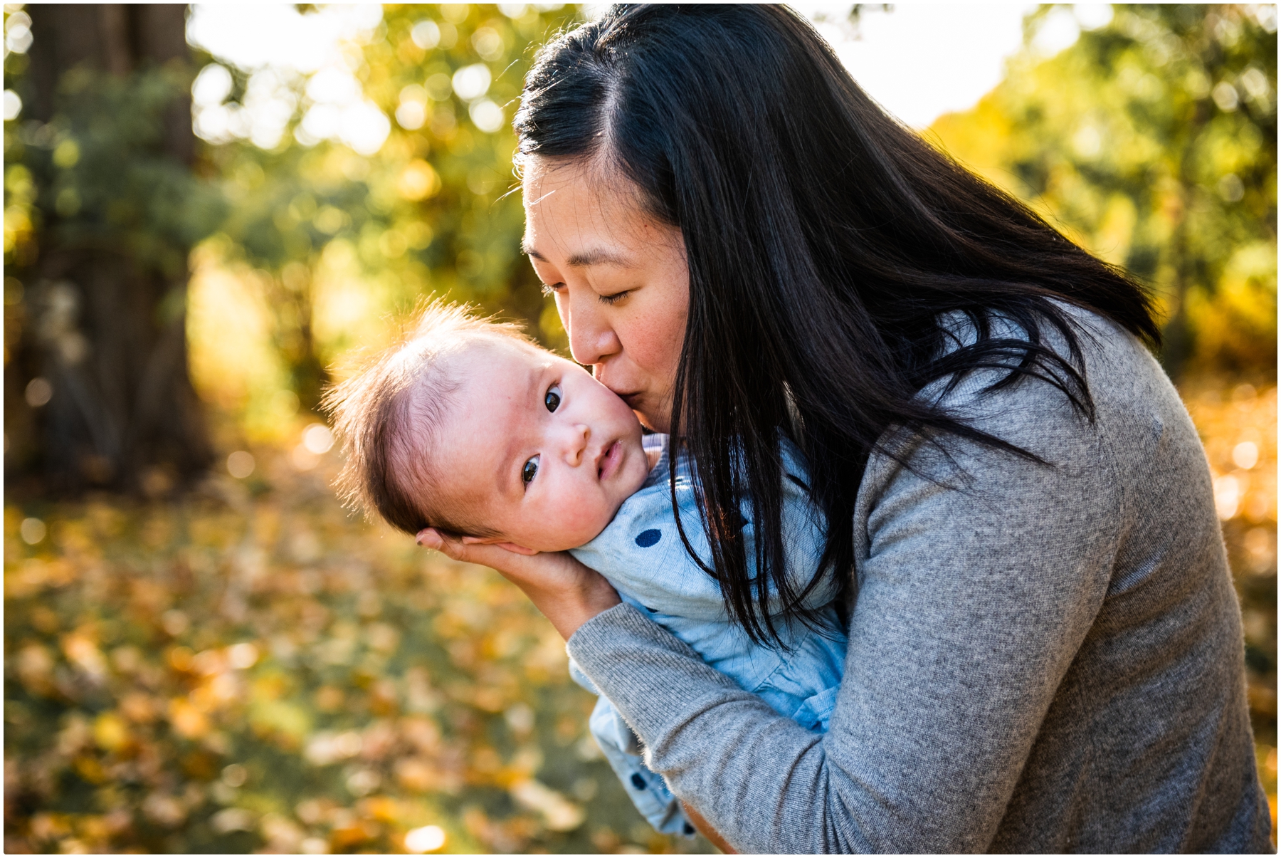 Autumn Happy Camper Photography Session Calgary - Fall Mini Session Photo.