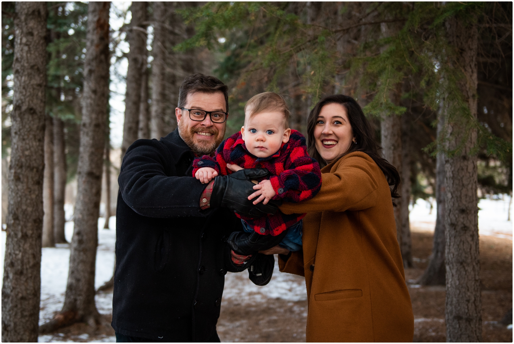 Calgary Winter Edworthy Park Family Photos