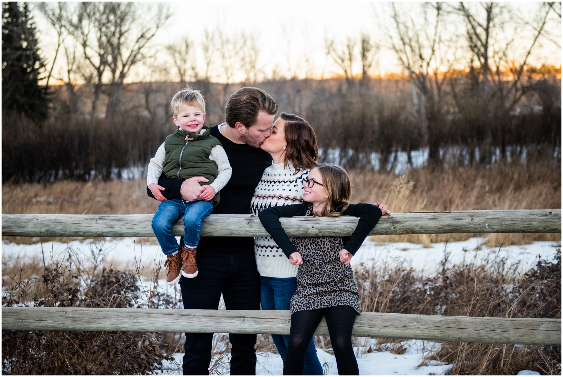 Edworthy Park Family Photography CalgaryEdworthy Park Family Photography Calgary