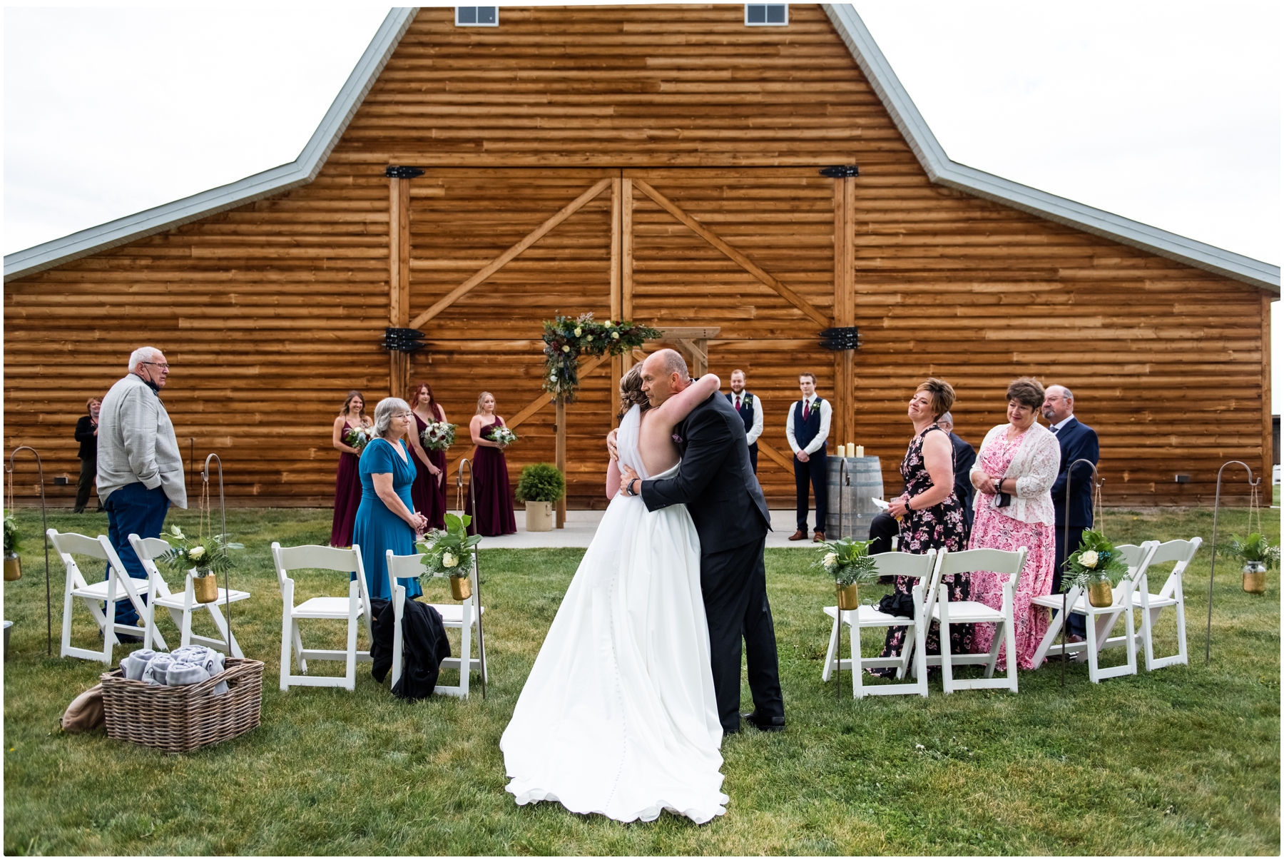 Olds Willow Lane Barn Wedding Ceremony Photography