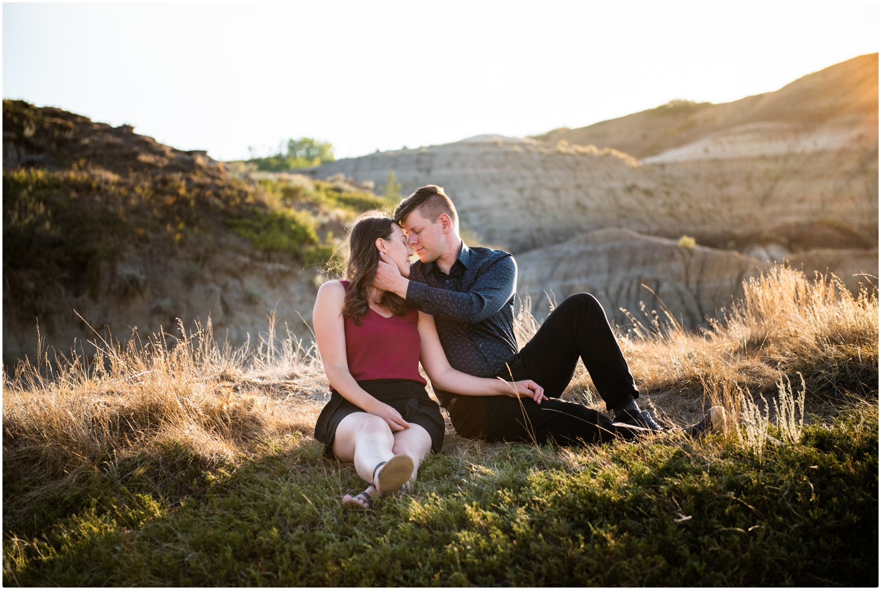 Drumheller Horseshoe Canyon Engagement Session