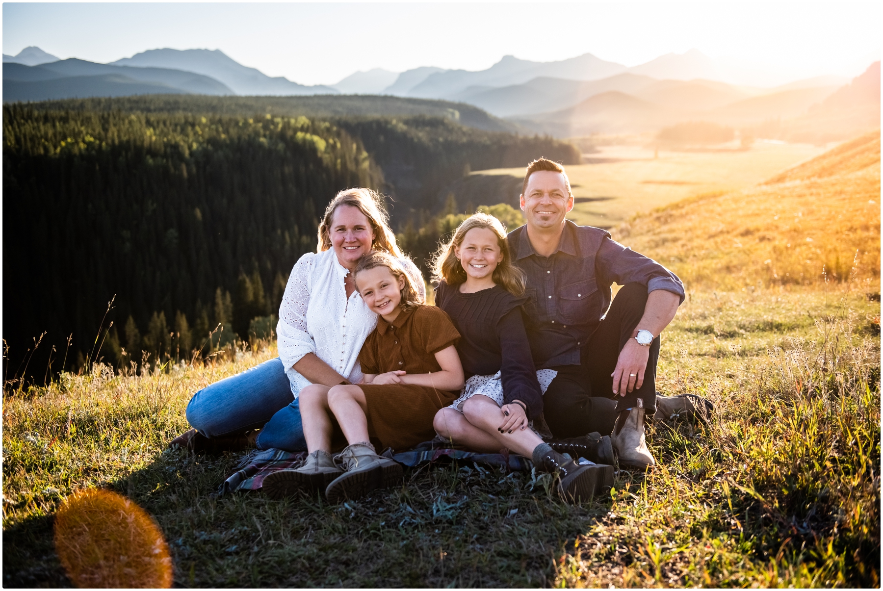 Big Horn Lookout Family Photographer