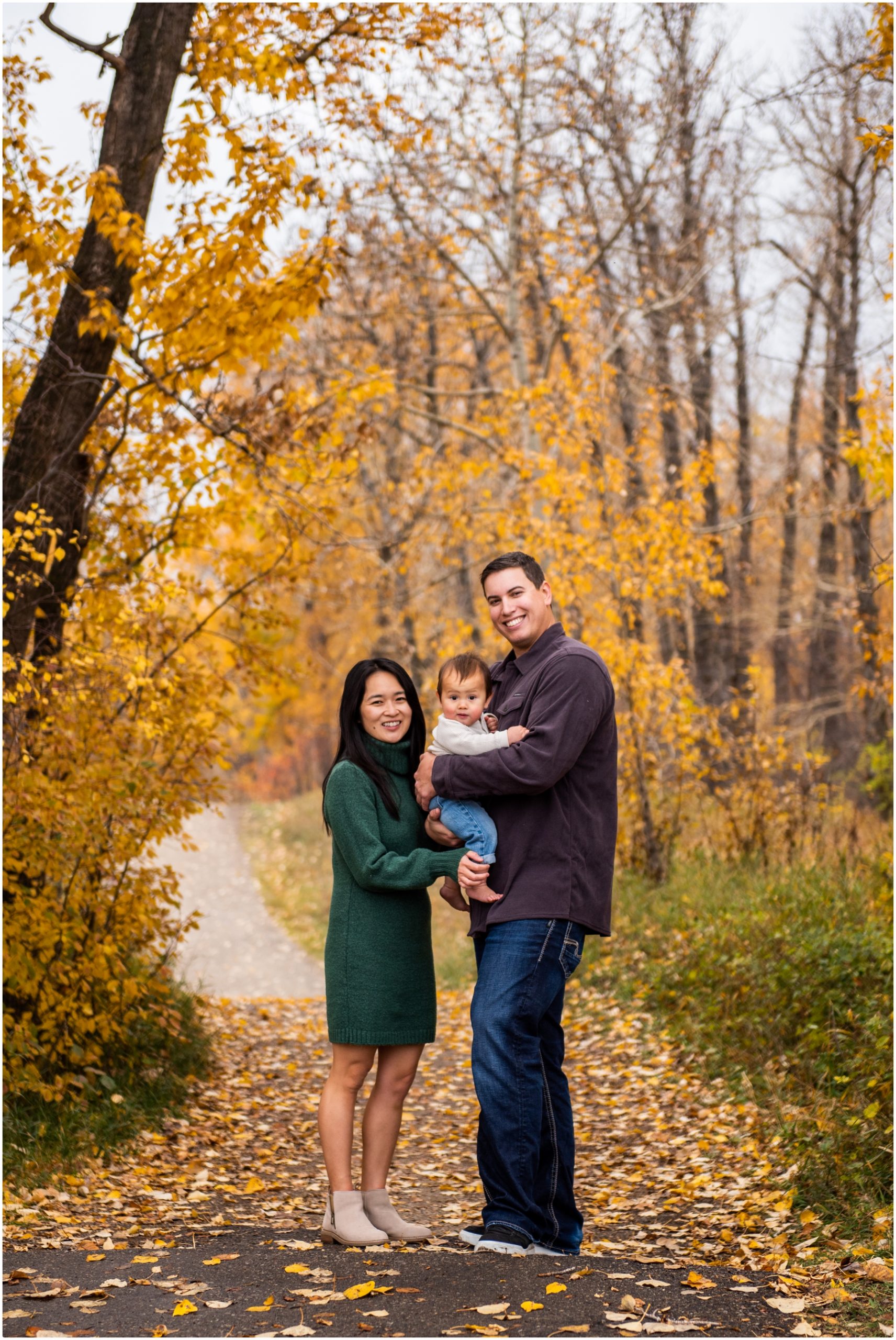 Calgary Autumn Family Photographer