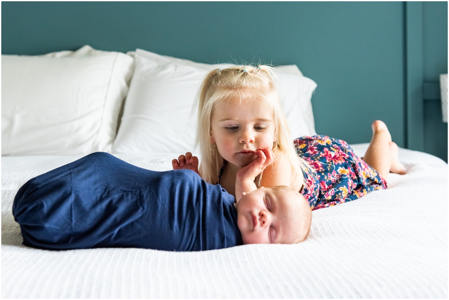 Sibling Newborn Session Calgary