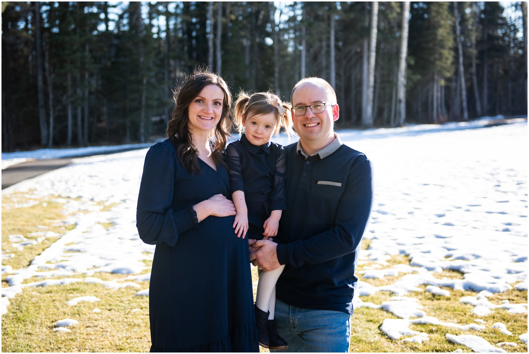 Priddis Family Maternity Photo Session