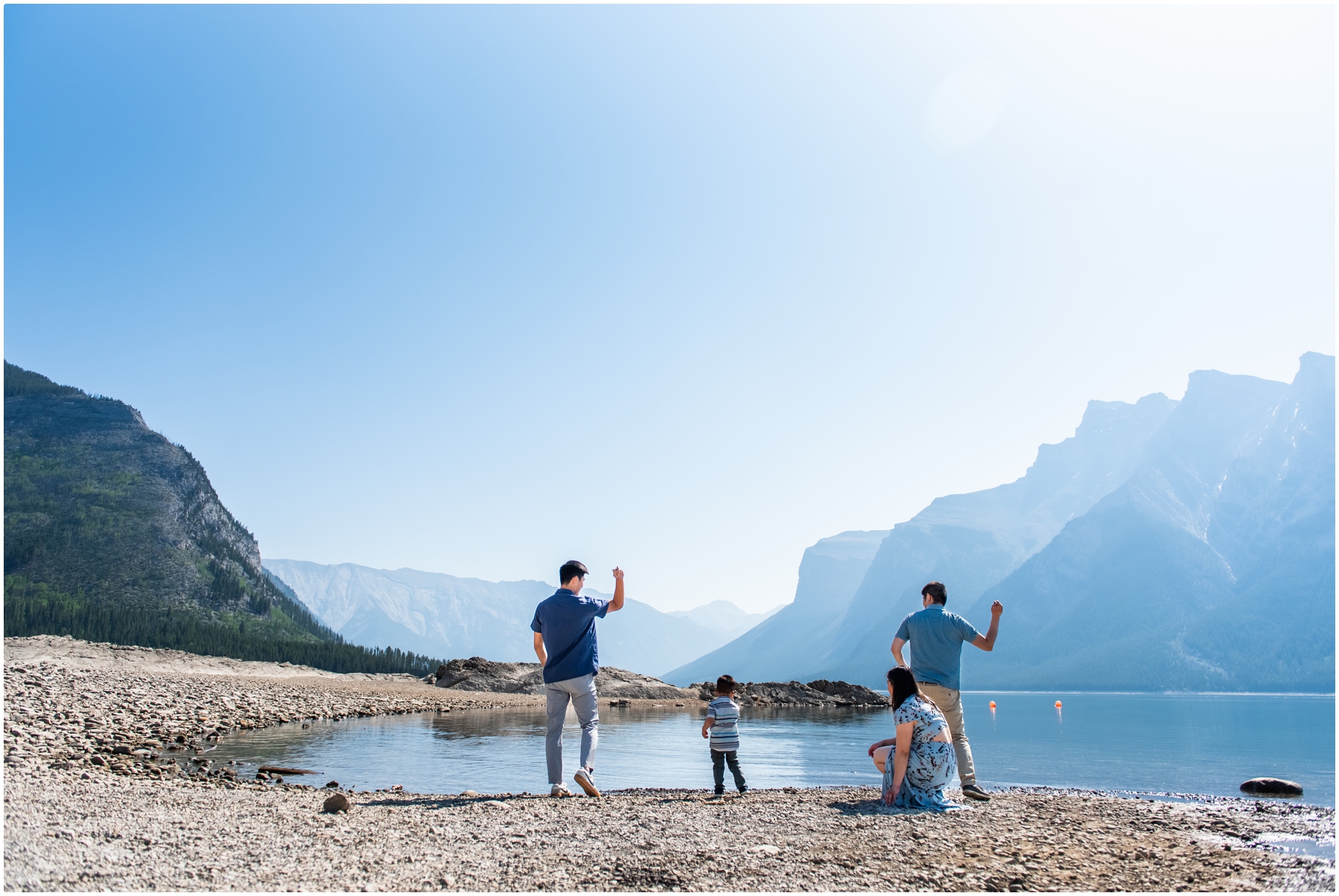 Banff Lake Minniwanka Extended Family Photographer
