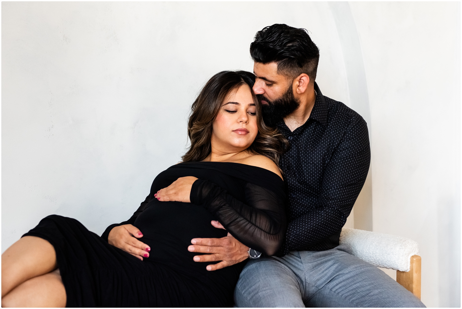 Maternity & Newborn Photographers Calgary