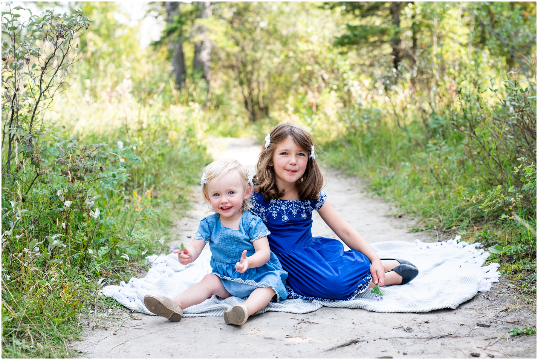Calgary Family Photographer - Griffith Woods