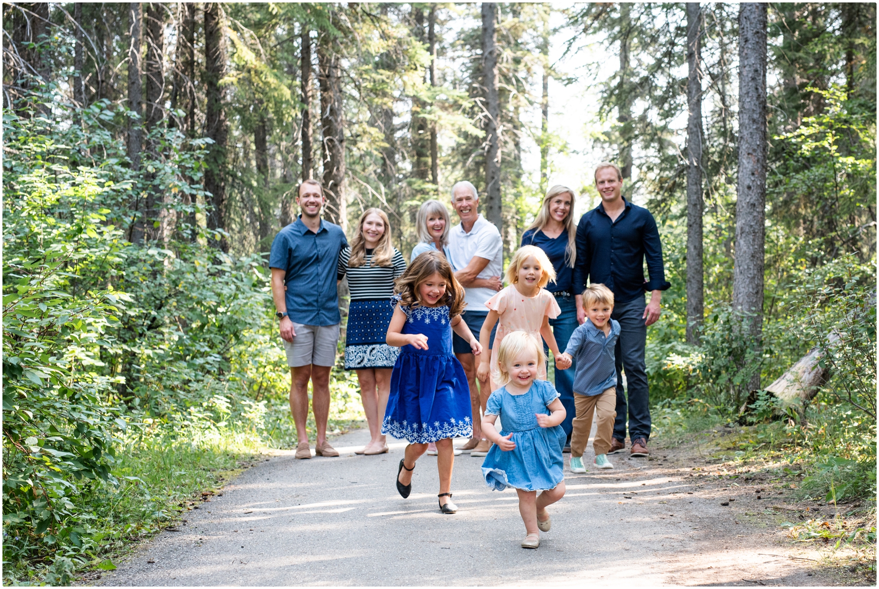 Griffith Woods extended Family Session Calgary