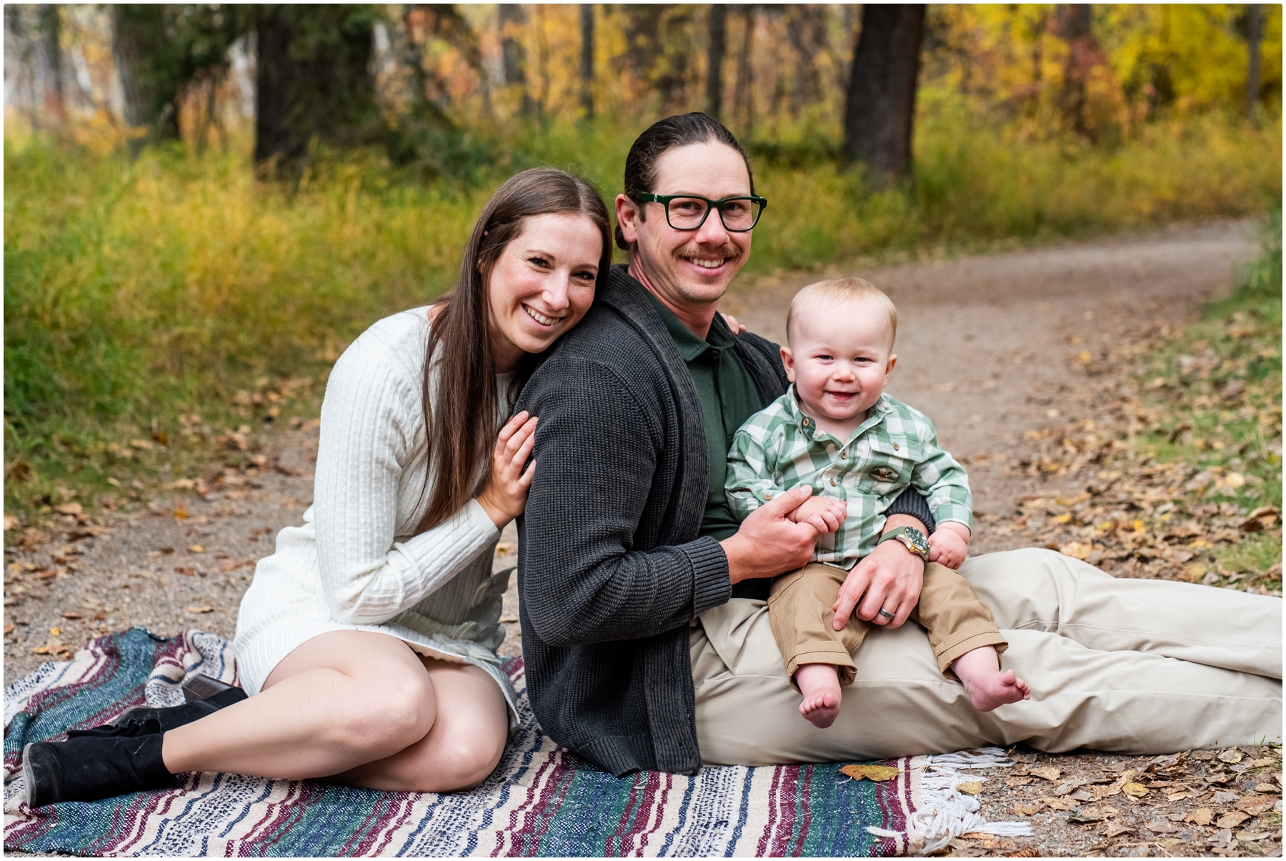 Calgary Autumn Extended Family Photographer