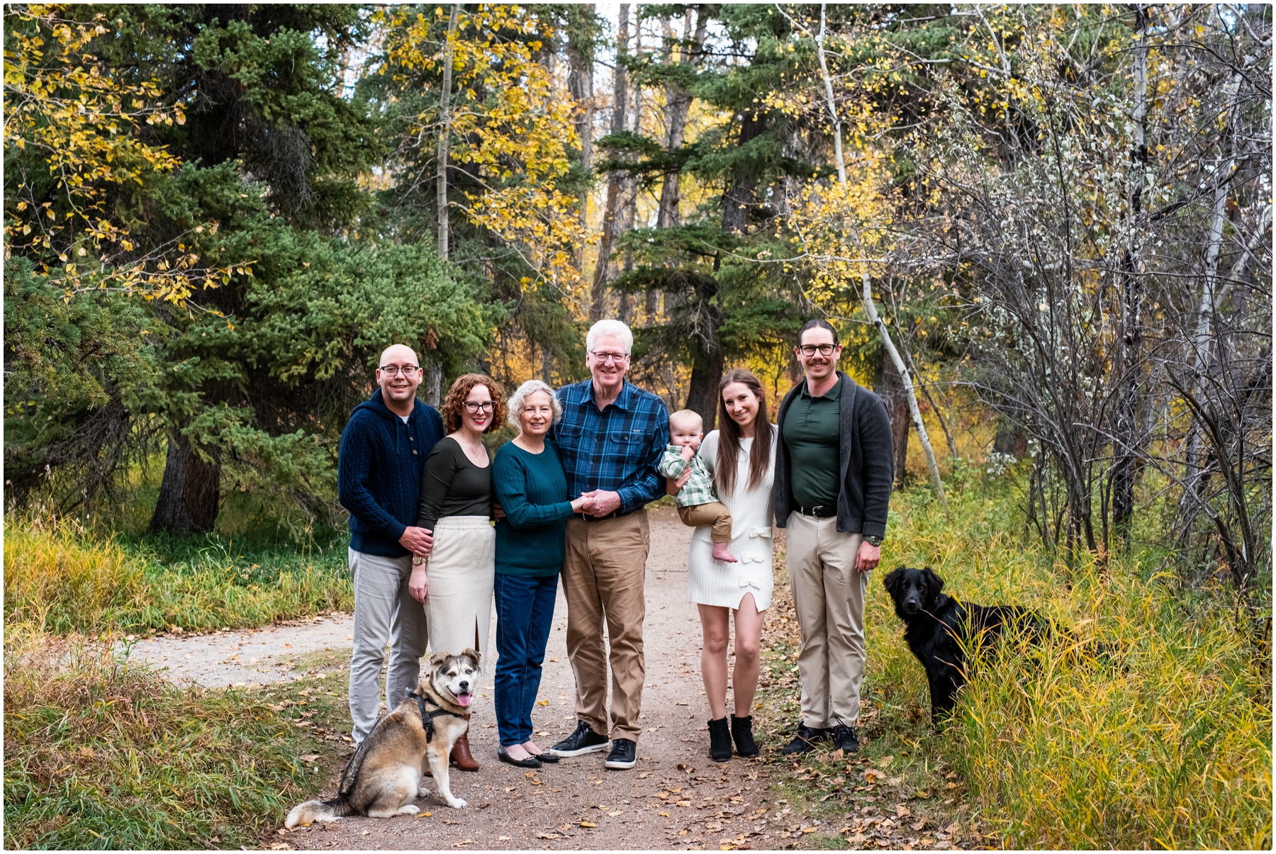 Calgary Extended Family Photographer
